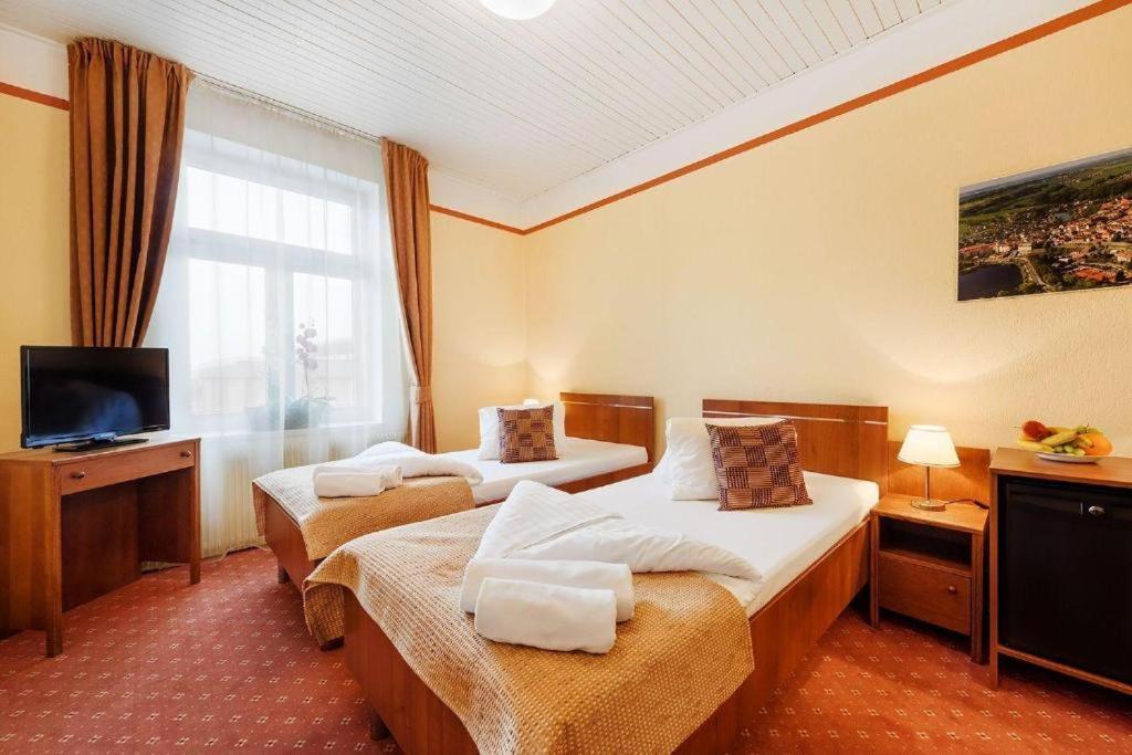 Hotel Tabor Ngoại thất bức ảnh