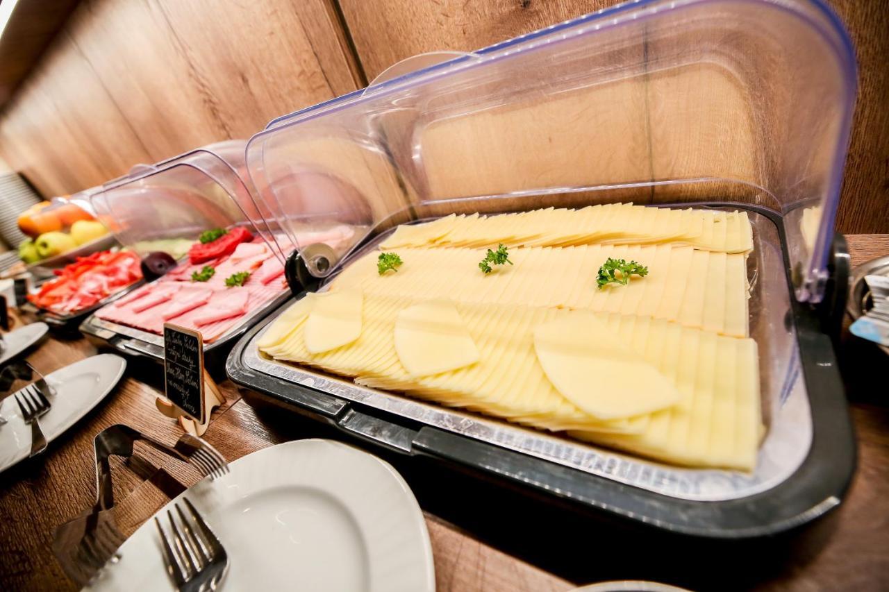 Hotel Tabor Ngoại thất bức ảnh