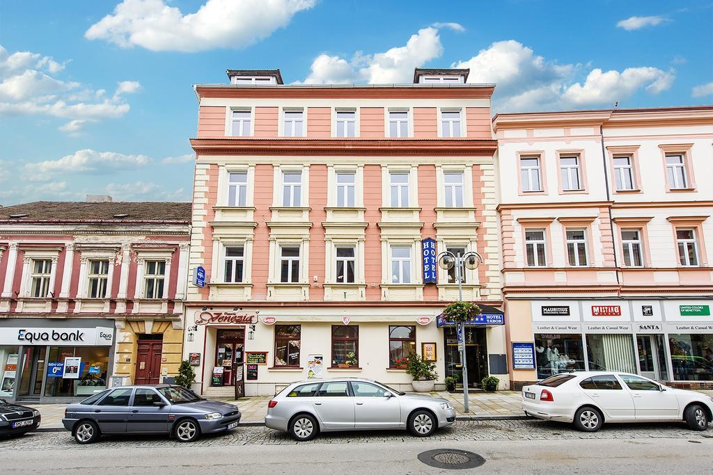 Hotel Tabor Ngoại thất bức ảnh