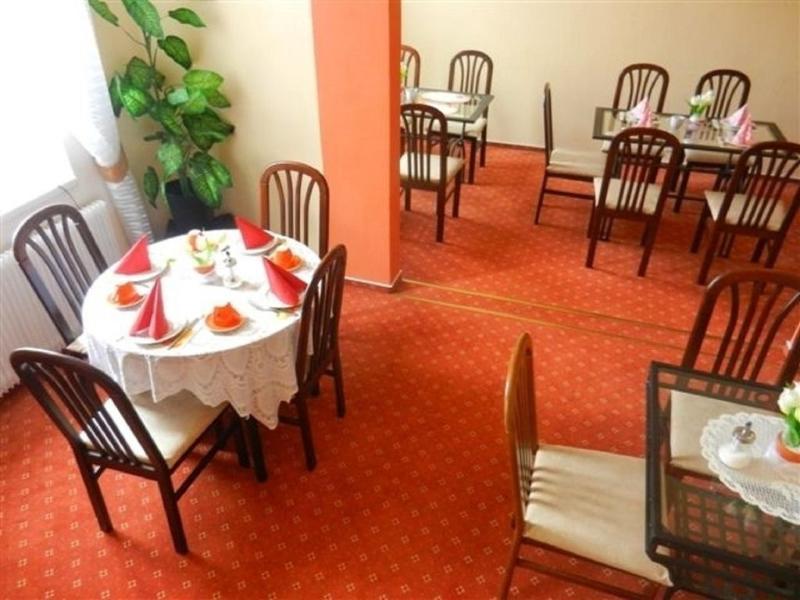 Hotel Tabor Ngoại thất bức ảnh