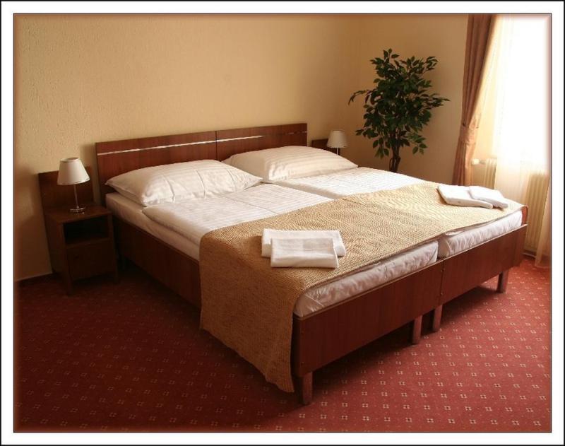 Hotel Tabor Ngoại thất bức ảnh